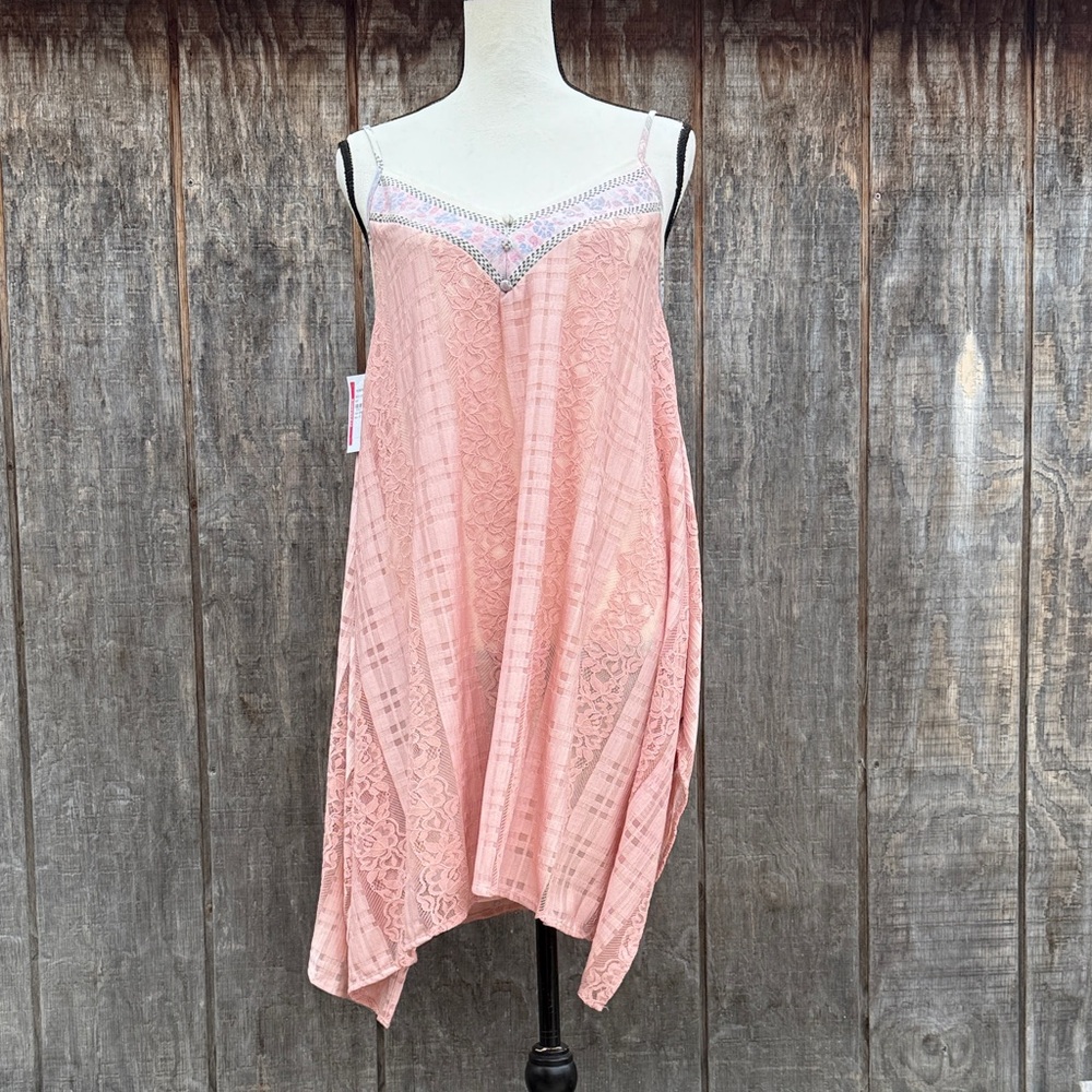 Elegant Asymmetrical Pink Dress Lace Gingham Embroidered Trim and Top Size Sm